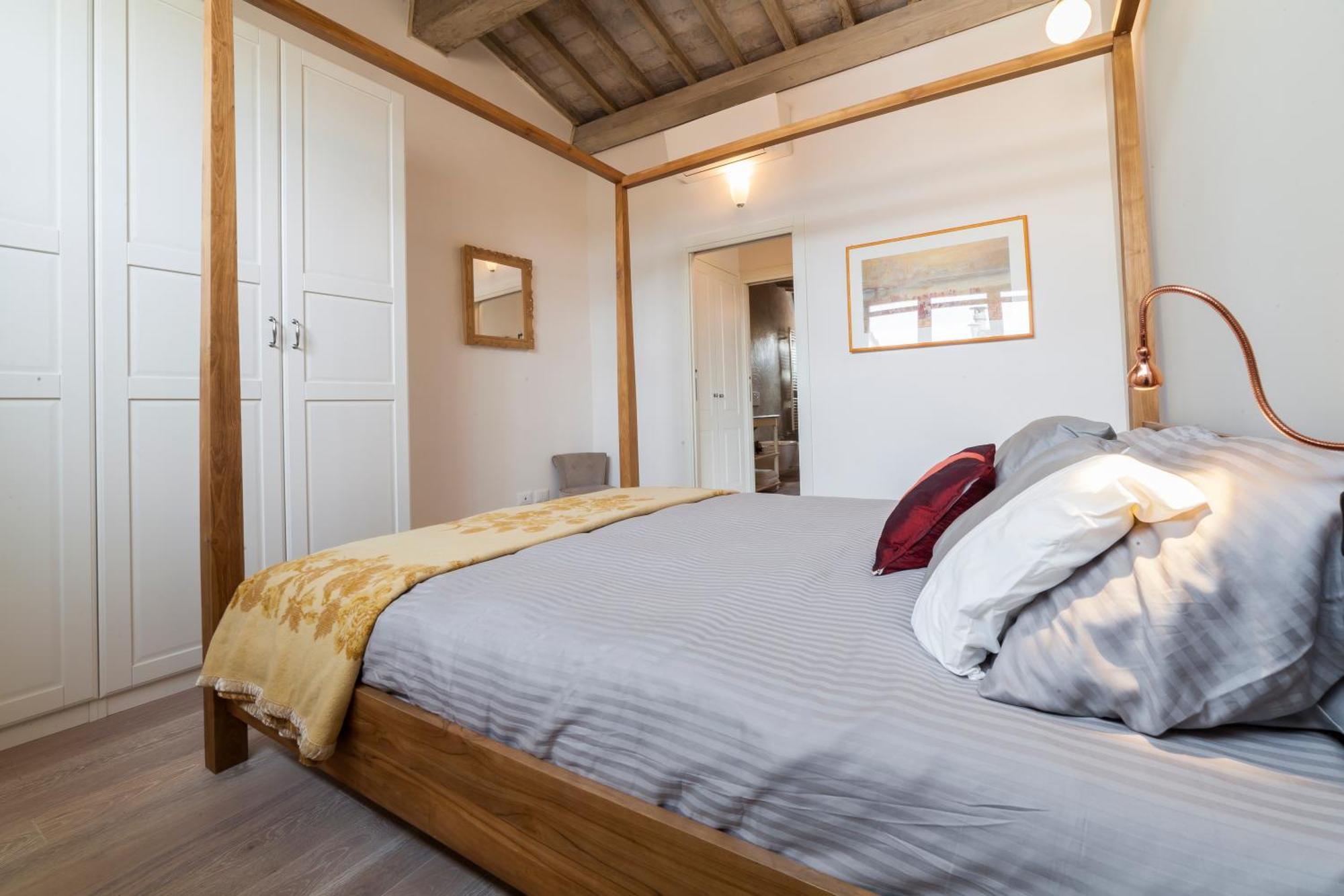 Top-floor Flat Close To Arno Appartement *